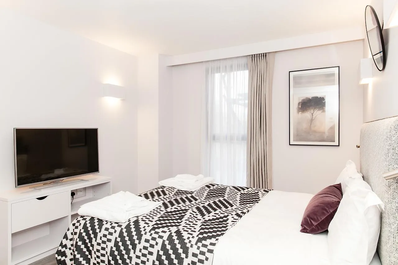 Отель Rockwell East-Tower Bridge Лондон 4*,  Великобритания